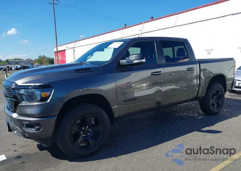 2021 Ram 1500 Big Horn 4X4 5'7 Box z USA, uszkodzony, nr VIN 1C6SRFFT8MN654392